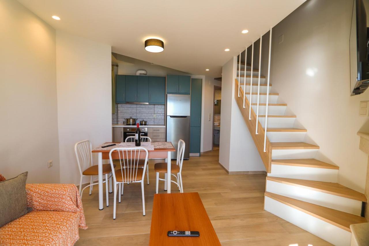 Gialtra East & West Seaside Apartments מראה חיצוני תמונה