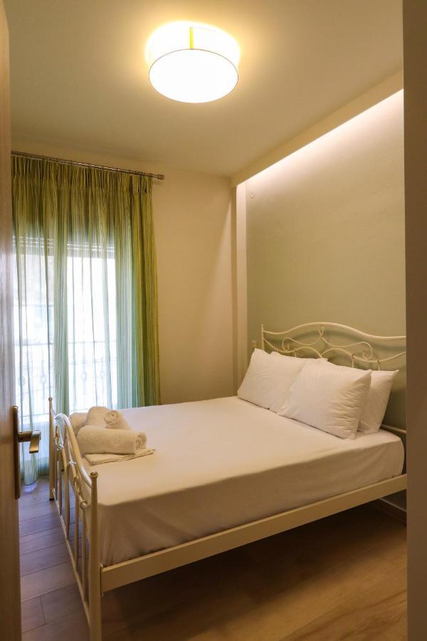 Gialtra East & West Seaside Apartments מראה חיצוני תמונה