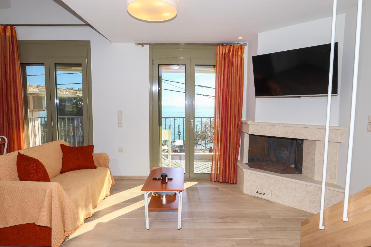 Gialtra East & West Seaside Apartments מראה חיצוני תמונה
