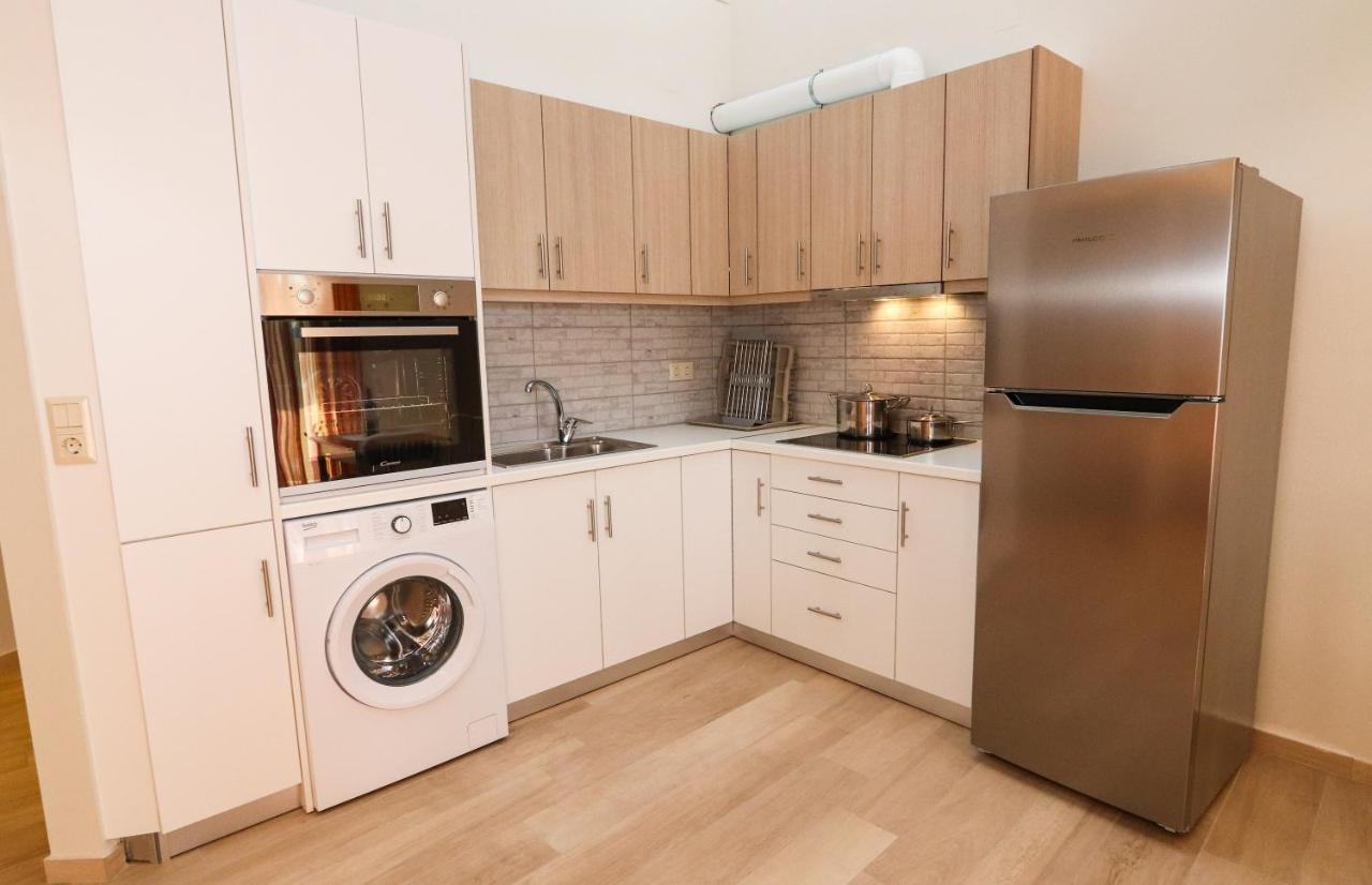 Gialtra East & West Seaside Apartments מראה חיצוני תמונה