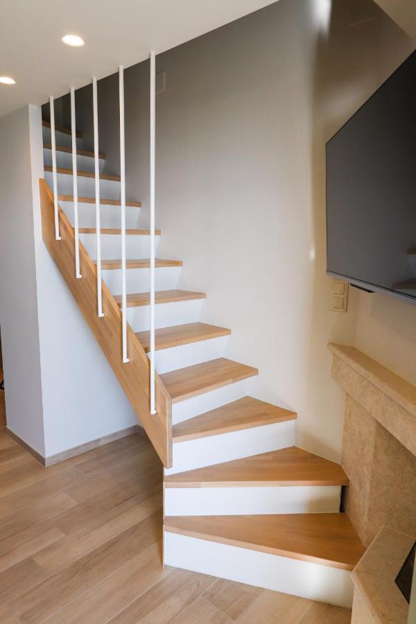 Gialtra East & West Seaside Apartments מראה חיצוני תמונה